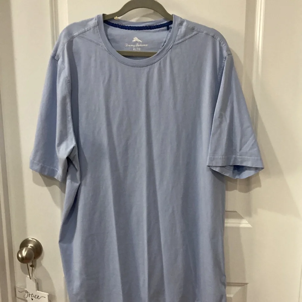 Lot of 3 Tommy Bahama Crew Neck T shirts - Picture 12 of 16